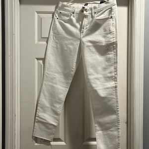 Gap White denim true ankle skinny jeans
